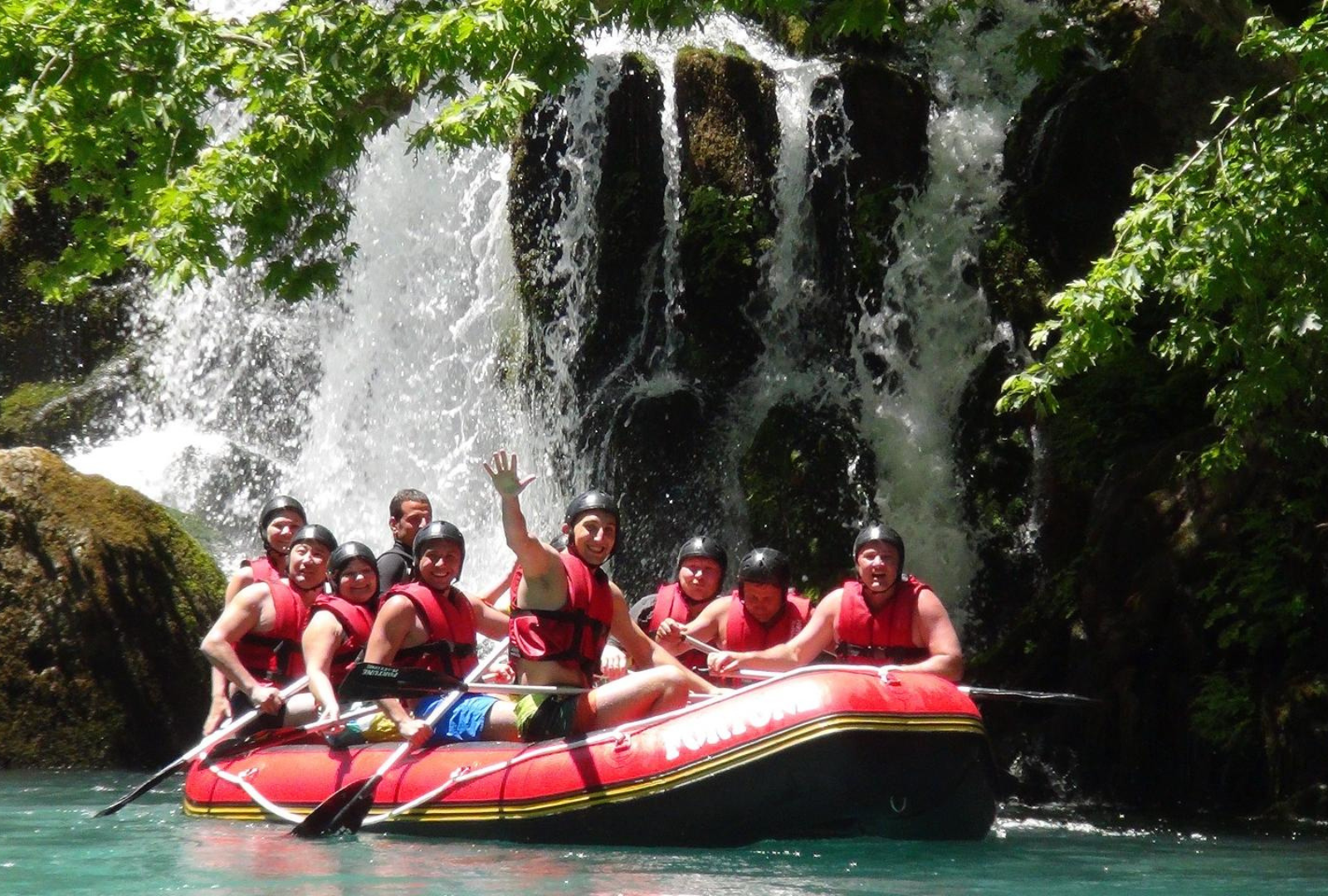 Activité dans le Queyras : Le canoé kayak avec la Villa Belle Fleur