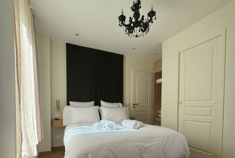 Chambre Master (2) de la Pensée à la Villa Belle Fleur dans le Queyras